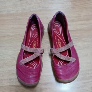 Keen Rivington 2 Crisscross CNX Odor Control Comfort Active Maryjane Shoe 7 Red.